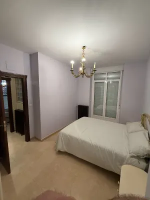 Family apartment in the city center, enjoy activities and natural surroundings.