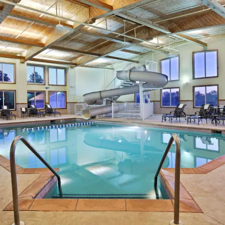 Country Inn & Suites by Radisson, Galena, IL