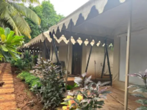 Goya Gate Beach Resort Hotel di 