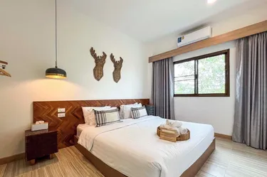 รูปภาพของ8 Bedroom Luxury Pool Villa near Golf Courses