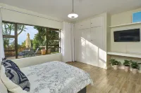 Northcliff Cedar Haven Hotels in 