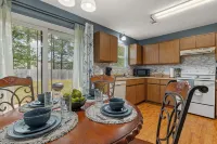 Oaky Hideaway - 3Bd 1.5Ba, Highspeed WiFi, Fenced yard, Southside complex close!