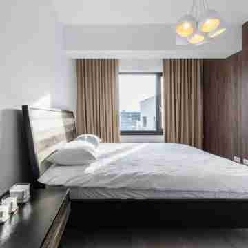 RentWithMe Luxury Apartments Rooms