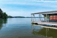 Serene Lake Oasis ~ King Bed
