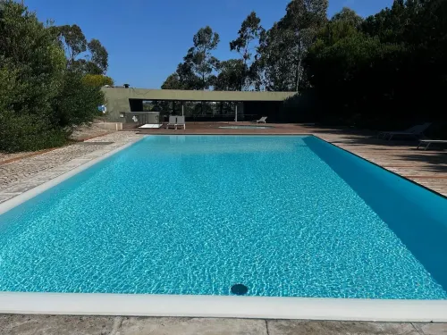 Casa Oliveira, golf e lagoa Hotels in Vau