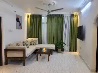 Fabulous 4-bedroom apartment with AC in charming Colombo Hotels in Colombo 04