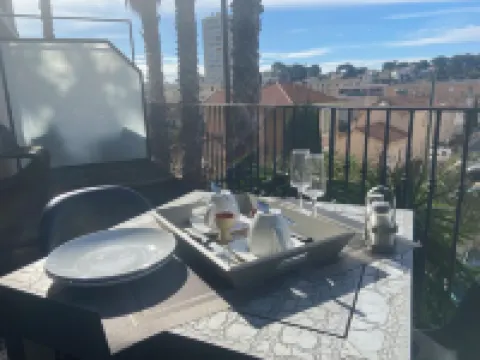 Comfort +++ 4-person apartment in city center, a few steps from the sea