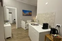 The House in the Alley Room 1