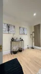 Stylish Modern 3 Bedroom Home in London with a Garden Các khách sạn ở Thornton Heath