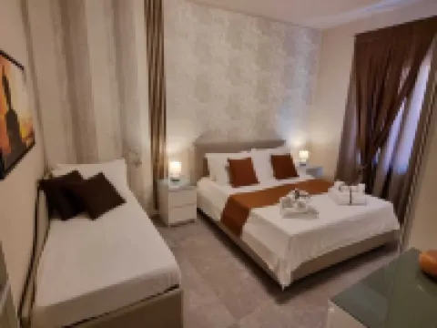 Samsara Apartment elegant apartment in the historical center.