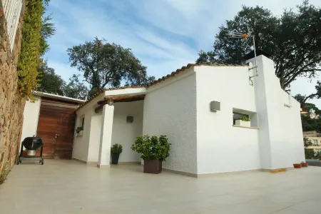 La Bombonera House with exclusive views