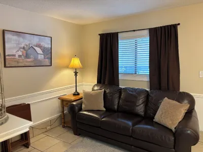 A+ Condo Downtown W/Fireplace, Indoor & Outdoor Pools Hotels in 