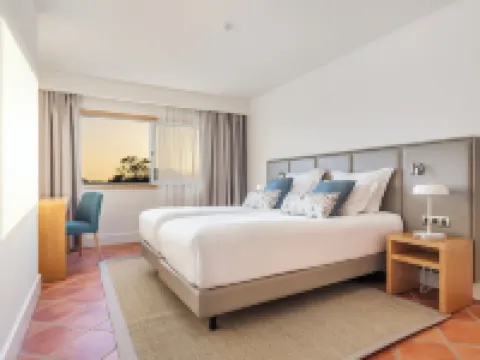 The Patio Suite Hotel Hotels near Praia da Balaia