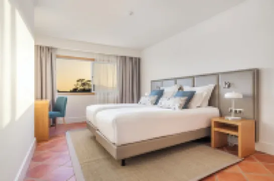 The Patio Suite Hotel โรงแรม The Patio Suite