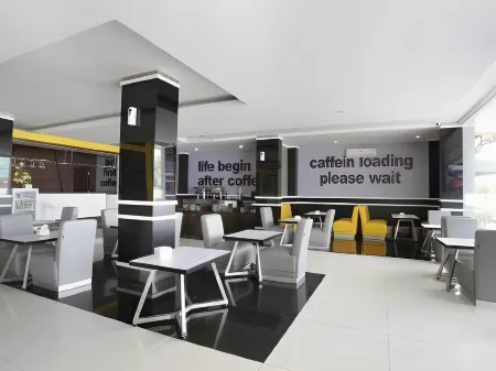 Kaliban Hotel Отели в г. Batam Center