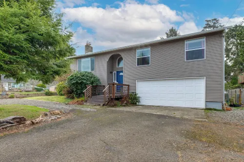 Rockaway Beach Vacation Rental Walk to Ocean