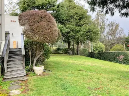 Lida's House, Walk to Everything