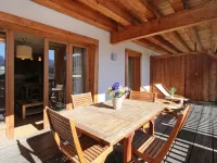 Apartment with Terrace & Parking - 2 Sao