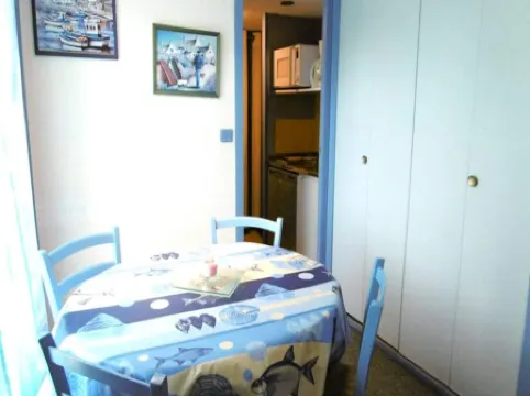 Apartments for 3 People