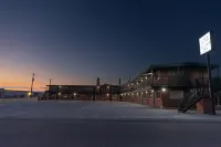 Econo Inn - 2-Star
