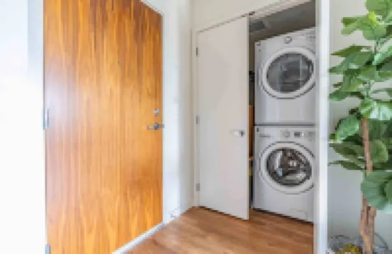 1BR | Gym, Rooftop, Views | Bellevue | Sophari B