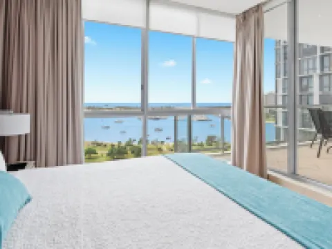 Brighton Shores Hotels in Southport