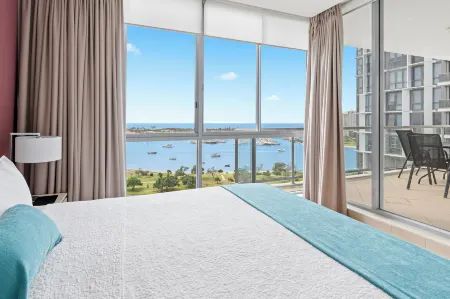 Brighton Shores Отели рядом с достопримечательностью «Chinatown, Gold Coast»