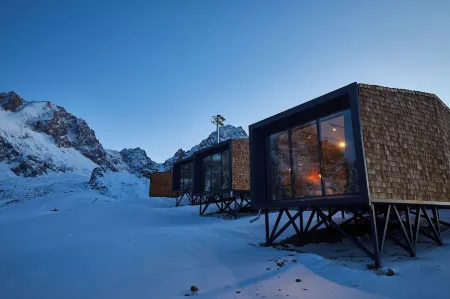 Tenir Eco Hotel Отели в г. Бескайнар