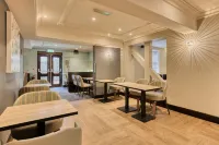 Premier Inn London Gatwick Airport (A23 Airport Way) Hotel - breakfast