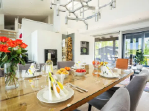 Exclusive Villa Wikkelä Ranua with Sauna & Jacuzzi Hotels in Ranua