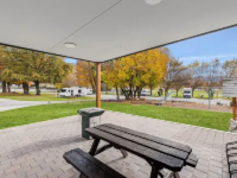 Hampshire Holiday Parks – Wanaka Hotels in Wanaka