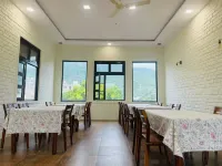 Sajjan Bagh Resort - Frühstück