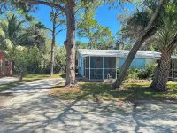 Spacious Cottage 1.5 Mi To Beach Kitchen W&D King Bed Dock On The Imperial River