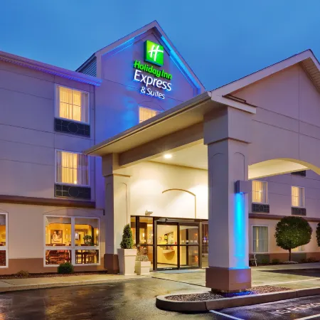 Holiday Inn Express & Suites FRACKVILLE by IHG