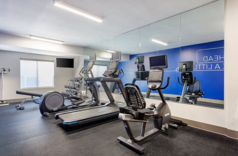 Holiday Inn Express & Suites Lancaster by IHG photo 4