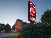 Red Roof Plus+ St Louis - Forest Park/ Hampton Ave Hotels in der Nähe von Saint Louis Art Museum