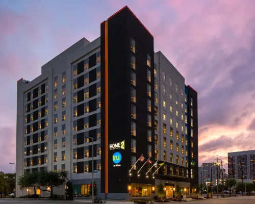 ترو باي هيلتون هيوستون داون تاون كونفينشن سنتر Hotels near محطة ماك غوين