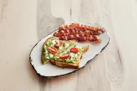 ホリデイ イン & スイーツ シーダーフォールズ - ワーテルロー イベント センター by IHG - 朝食