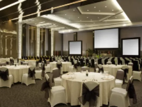 Novotel Bangka Hotel & Convention Centre Hotel di Dul