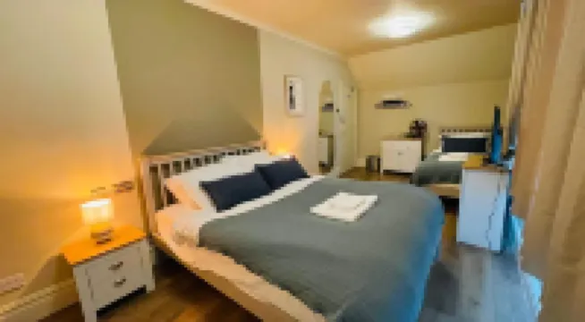 Eurobar & Hotel Hotel berhampiran Museum of Oxford