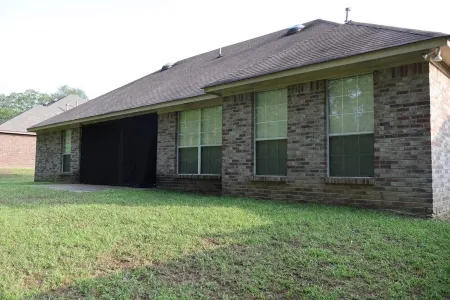 Cozy home just outside of Byram, MS