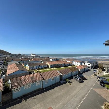 Westbeach Holiday Apartments
