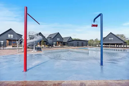 Rocky Shores Retreat - Indoor Pool Open