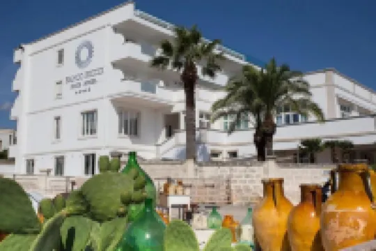 Bianco Riccio Suite Hotel Hotels in 