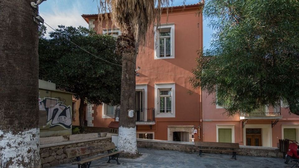 Elia Portou Due