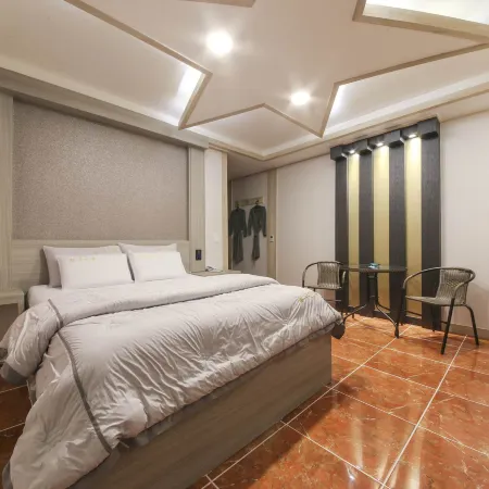 Muan Shill Self Check-in Motel
