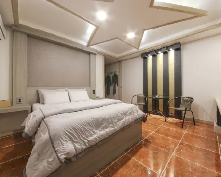 Muan Shill Self Check-in Motel Hotéis em Muan