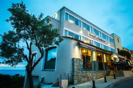 Hotel la Santa Отели в г. Монкале