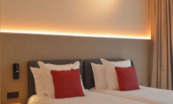 Hotel de Zalm - Housity