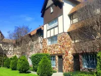 Anaheim Majestic Garden Hotel Hotels near Anaheim Ice